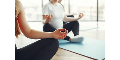 Yoga course - vorhandenes Yogazubehör: Sitz- / Meditationskissen - Hohen Neuendorf - Yoga für Schwangere