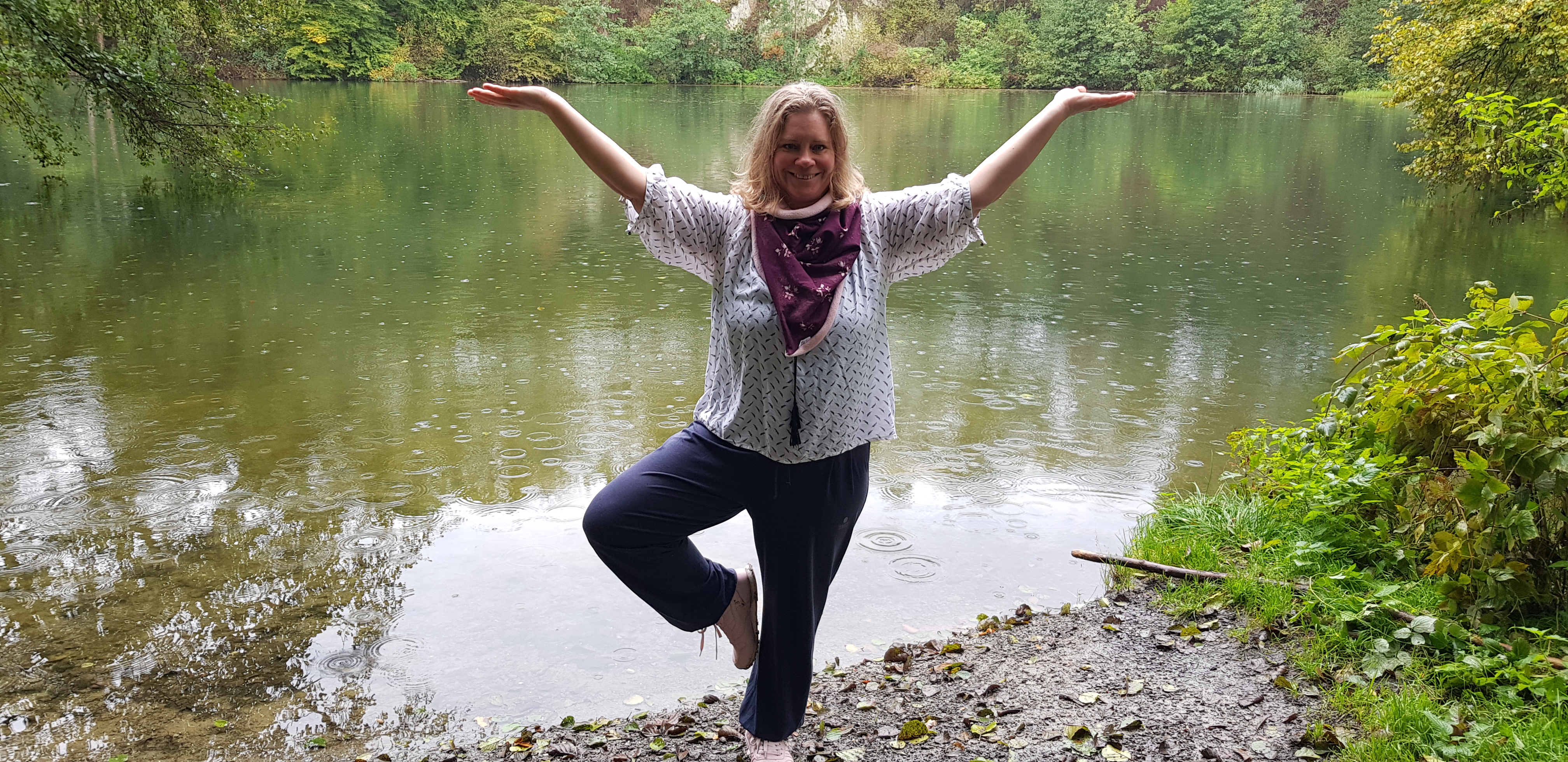 Yoga - Mondholzyoga  Claudia Eichinger in Aidenbach