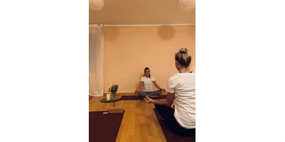 Yoga course - Kurssprache: Deutsch - München Bogenhausen - Hatha-/ Ashtanga-Flow