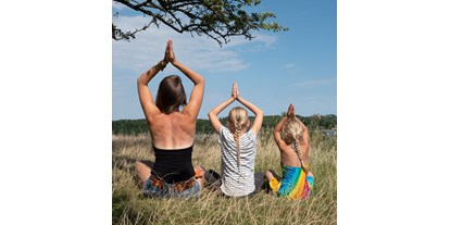 Yoga course - Mitglied im Yoga-Verband: BYV (Der Berufsverband der Yoga Vidya Lehrer/innen) - Leipzig - Kiwayo - Yoga für Kinder und Erwachsene