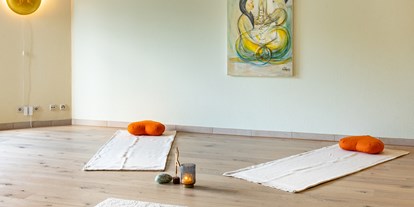Yoga course - Inhalte zur Unterrichtsgestaltung: Eigene Praxis des Yogaschülers - Bavaria - EssenzDialog®NLsP Coaching Ausbildung - NLP- mediale Beratung - Aufstellungsarbeit- Heilyoga