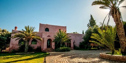 Yogakurs - Eventart: Yoga-Retreat - Frontansicht der Villa - 'Love yourself' Frauenyogaretreat in Marokko