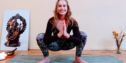 Yogakurs - Berlin-Stadt Bezirk Charlottenburg-Wilmersdorf - Marie Fastabend - Kostenlose Yogaklasse für Frauen