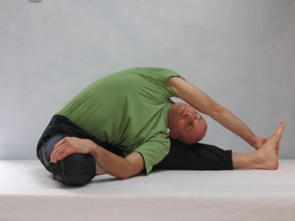 Yoga course - Erfahrung im Unterrichten: > 500 Yoga-Kurse - Brandenburg Süd - SAHITA Online-Yoga