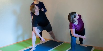 Yogakurs - Kurssprache: Englisch - TriYoga Kurs  - Raum für TriYoga in Hanau CorinaYoga