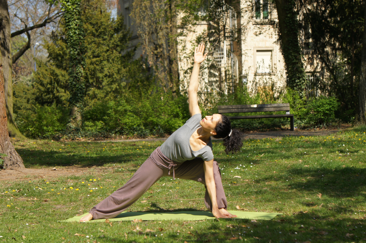 Yoga - Yogament - Yoga und Mentaltraining
Claudia Jörg - Yogament - Yoga und Mentaltraining, Claudia Jörg