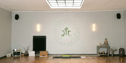 Yoga course - Köln Lindenthal - JayJay Yogastudio Ganesharoom - JayJay Yoga Studio Cafe & Shop