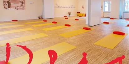 Yoga course - Kurse mit Förderung durch Krankenkassen - Berlin-Stadt Adlershof - Yoga im Herzen von Berlin
Die großzügigen, hellen	Yogaräumen bieten die ideale Umgebung für Ihre Yogapraxis.  - Sivananda Yoga Vedanta Zentrum Berlin