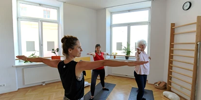 Yoga course - Ambiente: Kleine Räumlichkeiten - Wien Floridsdorf - habohami ♥ YOGA FÜR SENIOREN 60+ - habohami ♥ YOGA FÜR SENIOREN 60+