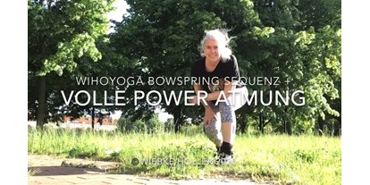 Yogakurs - geeignet für: Frisch gebackene Mütter - Berlin - Video Sequenz mit Power Atmung (29 Min.) - Wiebke Holler