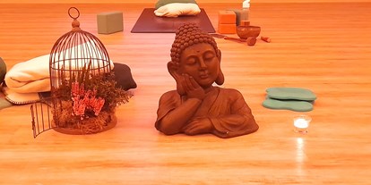 Yoga course - Yogastil: Meditation - Thuringia - "Be in Balance"                         Kerstin Neumann              zertifizierte Yogalehrerin