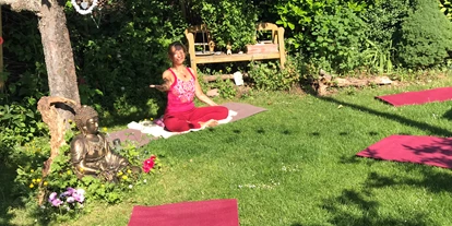 Yogakurs - geeignet für: Schwangere - Deutschland - Margitta Maluck, Yoga mit Herz Bornheim