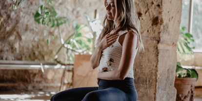 Yoga course - Yogalehrer:in - Apensen - Innenwelt mit Nina