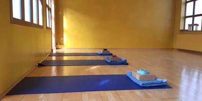 Yoga course - vorhandenes Yogazubehör: Decken - North Rhine-Westphalia - Buddhistisches Zentrum Essen