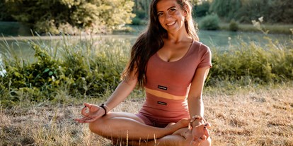 Yoga course - Ausstattung: Sitzecke - Niedernberg - Tinas Welt
