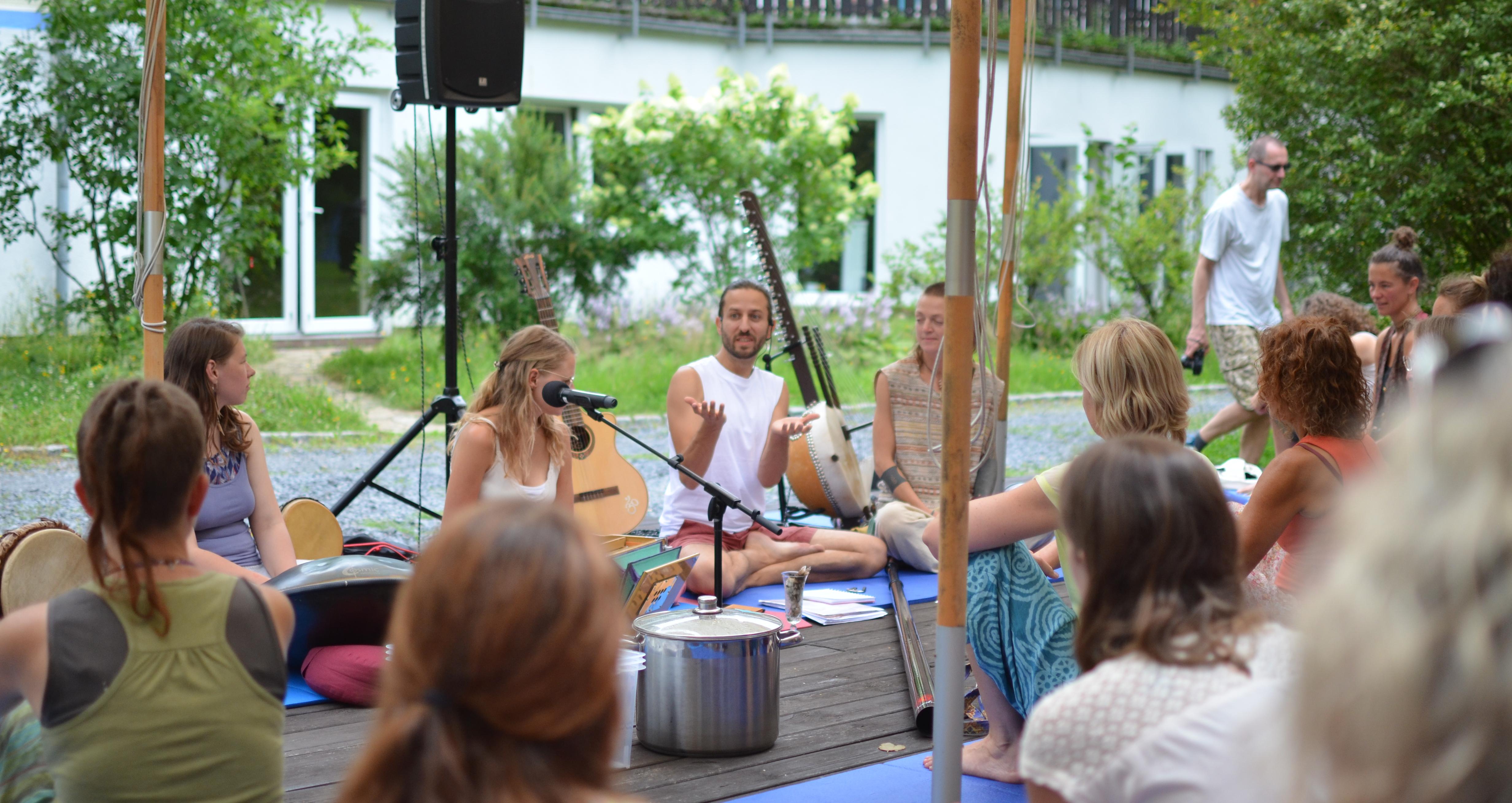 Yoga - MANTRA SOMMER FESTIVAL 7.-14.07.