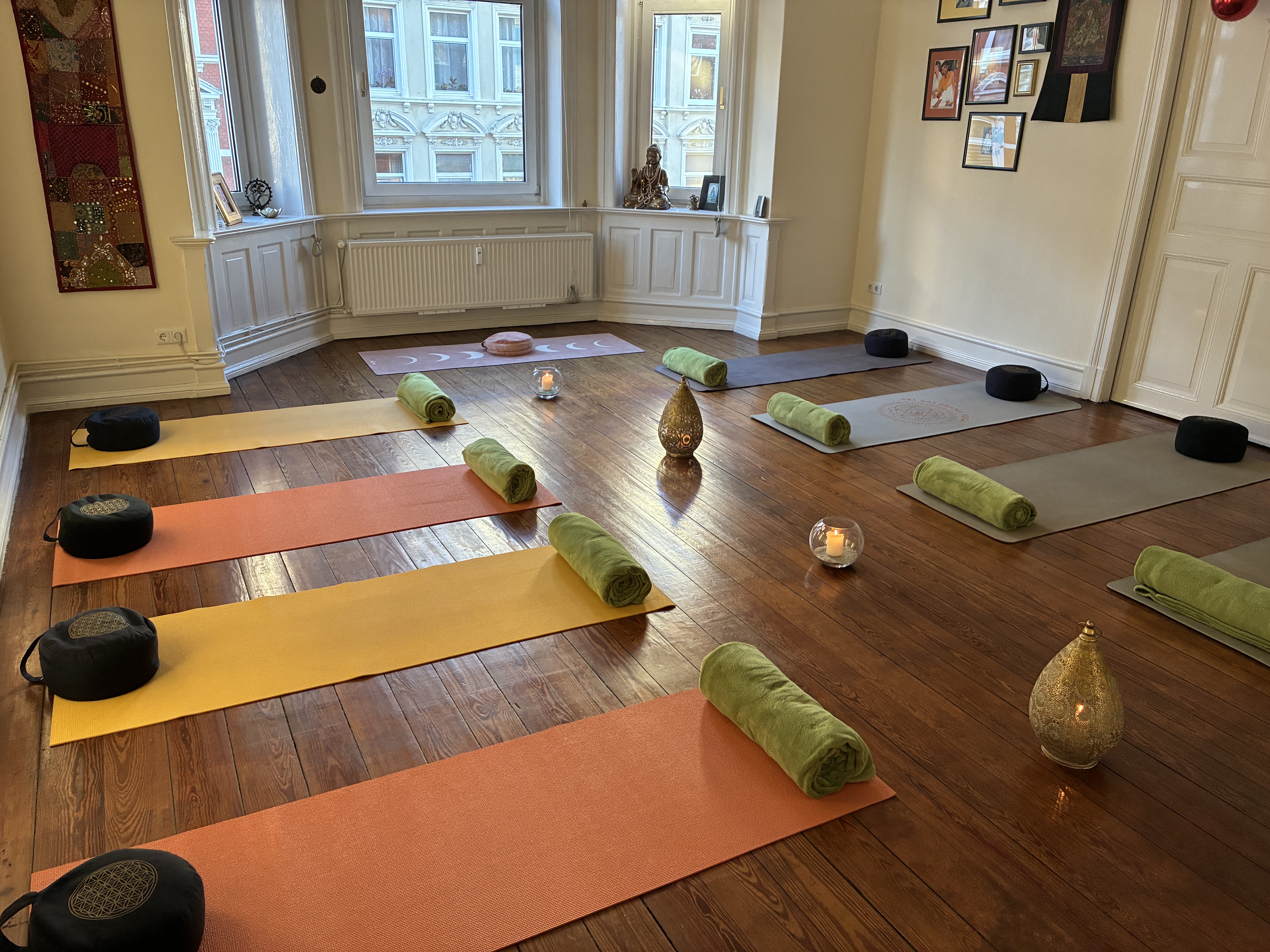yoga - Yoga Raum - Yoga und Prana im Salon, Kiel