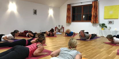 Yogakurs - Kurse für bestimmte Zielgruppen: Kurse für Senioren - Kainbach - Yogaraum Laßnitzhöhe