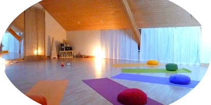 Yoga course - geeignet für: Anfänger - YOGA - Atelier Schöpferisch - Yoga SatNam
