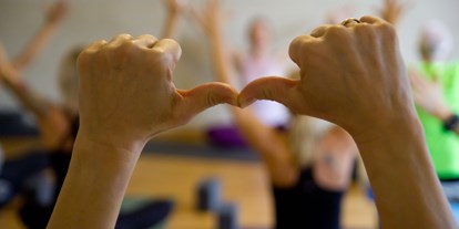Yogakurs - vorhandenes Yogazubehör: Yogamatten - Niedersachsen - Den Raum zwischen Gedanken und Handlungen schaffen - Zanete Möhlmann / ZANYO