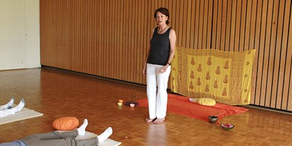 Yoga course - Kurse für bestimmte Zielgruppen: Kurse nur für Frauen - Stuttgart / Kurpfalz / Odenwald ... - Zeit für Yoga