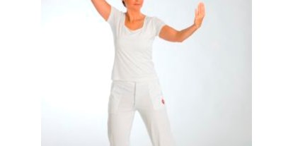 Yogakurs - Kurse mit Förderung durch Krankenkassen - Achtsamkeits - Qi Gong - Britta Panknin-Ammon  ***Yogalehrerin BDY/EYU***  Yoga-Zentrum Bad Bramstedt