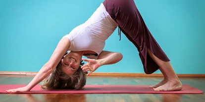 Yogakurs - Art der Yogakurse: Offene Kurse (Einstieg jederzeit möglich) - Budenheim - Just Yoga  - Annette Päßler