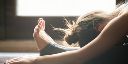 Yogakurs - geeignet für: Schwangere - Brandenburg Süd - Mache Yoga zu den schönsten Minuten des Tages. - Yogascheune Praxis am Mellensee