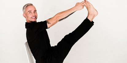 Yogakurs - Kurse mit Förderung durch Krankenkassen - Berlin-Stadt Prenzlauer Berg - Joachim Koch von YANG YOGA - YANG YANG