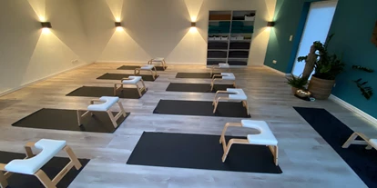 Yoga course - vorhandenes Yogazubehör: Yogamatten - Ruhrgebiet - Yogatime Silke Berens