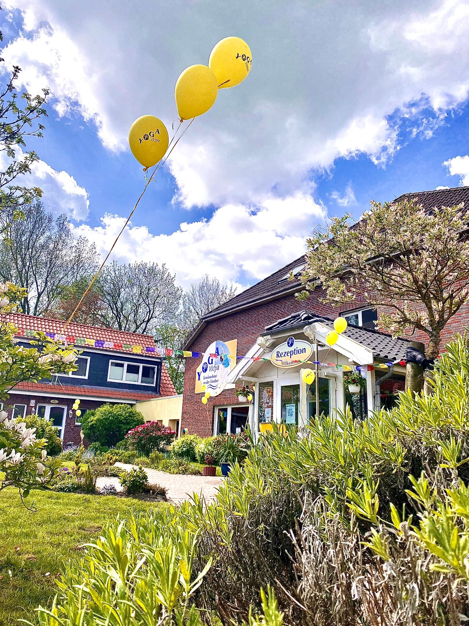 Yoga Ausbildung: unser Ashram an der Nordsee (nur 3 km vom Strand entfernt) - 4wöchige Intensiv Yoga-Ausbildung