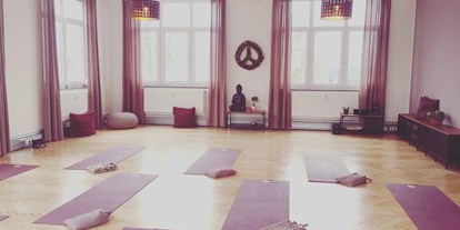 Yoga course - Remshalden - Sina Munz-Layer (Yogaflower)