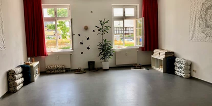 Yogakurs - Art der Yogakurse: Offene Kurse (Einstieg jederzeit möglich) - Darmstadt Darmstadt-West - Katja Waldhaus