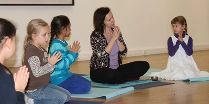 Yoga course - PLZ 10825 (Deutschland) - Sylvia ZellerSylvia Zell