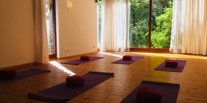 Yogakurs - vorhandenes Yogazubehör: Yogagurte - Jersbek - Lena Jennert