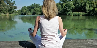 Yogakurs - vorhandenes Yogazubehör: Sitz- / Meditationskissen - Friedberg (Wetteraukreis) - Verbundenheit