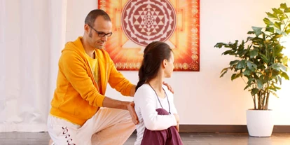 Yogakurs - Mitglied im Yoga-Verband: BYV (Der Berufsverband der Yoga Vidya Lehrer/innen) - Tönisvorst - Herzraum Yoga Krefeld (Inh. Balarama Daniel de Lorenzo)