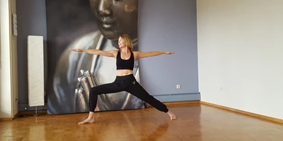 Yoga course - vorhandenes Yogazubehör: Decken - Schwabenheim an der Selz - Angela Kirsch-Hassemer