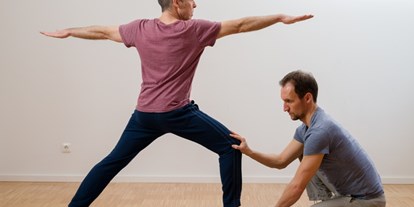 Yogakurs - Kurssprache: Deutsch - Nürnberg - Timo Brückner