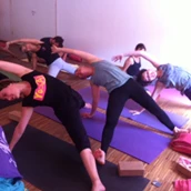 yoga - https://scontent.xx.fbcdn.net/hphotos-xap1/v/t1.0-9/1185414_727519023928827_1596956609_n.jpg?oh=98c8198c28692d858c394a09c16e5113&oe=57952AAB - Anne-Christine Yoga