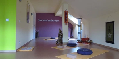 Yoga course - Baden-Württemberg - https://scontent.xx.fbcdn.net/hphotos-xtp1/t31.0-0/p180x540/12471503_1537673303212424_5840991080185028319_o.jpg - Yoga for life