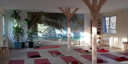 Yogakurs - Ambiente: Große Räumlichkeiten - Sachsen - Yoga Evolution Evelin Ball