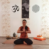 yoga - Namaste - YiYaYoga by Dana