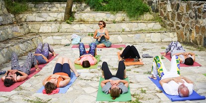 Yogakurs - Kurse für bestimmte Zielgruppen: Kurse für Unternehmen - Berlin-Stadt Wilmersdorf - Yogagaya