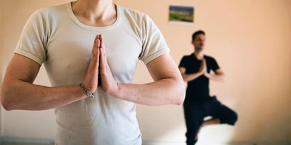 Yoga course - vorhandenes Yogazubehör: Decken - Reitwein - Yoga in Reitwein