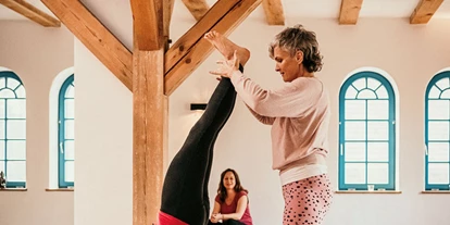 Yogakurs - Kurse für bestimmte Zielgruppen: Kurse für Senioren - Berlin-Stadt Bezirk Charlottenburg-Wilmersdorf - Brigitte Zehethofer