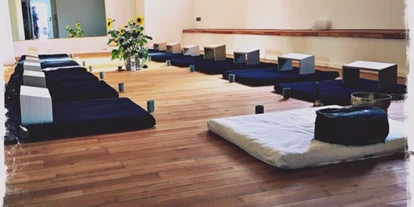Yoga course - vorhandenes Yogazubehör: Sitz- / Meditationskissen - Germany - Joachim Müller