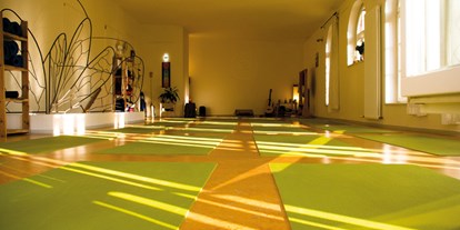 Yoga course - Kurse mit Förderung durch Krankenkassen - Berlin-Stadt Köpenick - Unser Raum in Friedrichshagen.
Müggelseedamm 208, 12587 Berlin - The Yogabridge Berlin