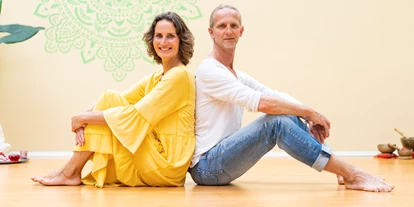 Yogakurs - vorhandenes Yogazubehör: Sitz- / Meditationskissen - Deutschland - Susanne & Marc heißen euch willkommen! - Rundum Yoga