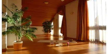Yogakurs - Art der Yogakurse: Geschlossene Kurse (kein späterer Einstieg möglich) - Der Yoga-Raum - Yoga-Schule Maria Dirks